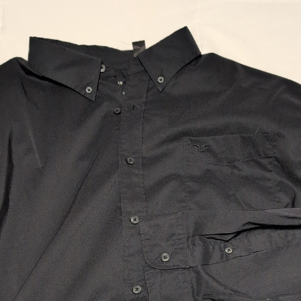 Dockers Men's Black Casual Button-Down Shirt